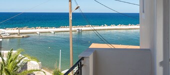 Castello Apartments-Crete Residences