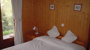 3 Schlafzimmer, Bügeleisen/Bügelbrett, kostenloses WLAN, Bettwäsche