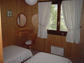 3 chambres, fer et planche Ă repasser, Wi-Fi gratuit, draps fournis