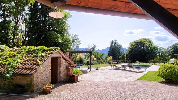 Unclassified image, 1 of 23, button - Totally private cottage with own pool, amazing views and close to Barga!  WIFI (Barga)