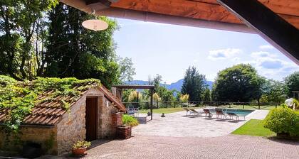 Privat Ferienhaus mit eigenem Pool,herrliche Aussicht und in der NĂ€he von Barga!
