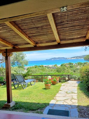 Terrace/patio - house at 80 mt from the beach, with garden and terrace with a panoramic sea view (Loiri - Porto San Paolo)