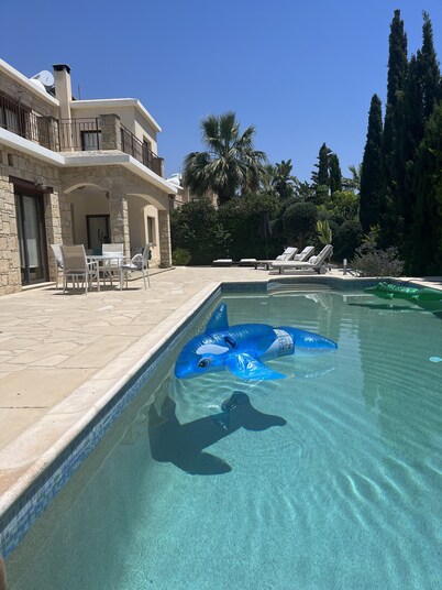 Beautiful Stone Villa with large pool, close to beaches plus free use of car : )