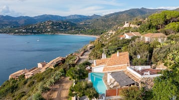 Alberca al aire libre