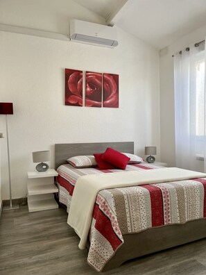 2 bedrooms, iron/ironing board, travel crib, free WiFi