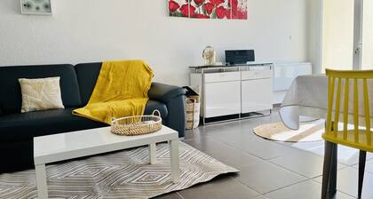 Very nice house courtyard WIFI-150 m from the beach- PROMO 25% APRIL-MAY- OCT
