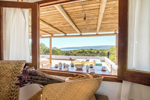 Migjorn house10pax.5 bedrooms+4,5 bathrooms.Sea views.800 meters Migjorn beach.