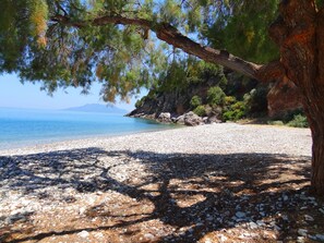Beach nearby, sun loungers - Private Greek Villa Surrounded by Amazing Landscape And Profound History (Nea Epidavros)