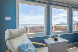 Interior - Wyndham Beach House, Walcott, Norfolk (Norwich)