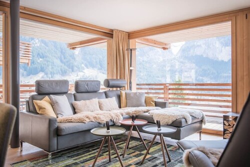 BERNSTEIN: zentralgelegenes Bijou mit Bergpanorama, 2-Schlafzimmer und 2 Bäder