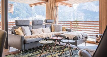 BERNSTEIN: zentralgelegenes Bijou mit Bergpanorama, 2-Schlafzimmer und 2 Bäder