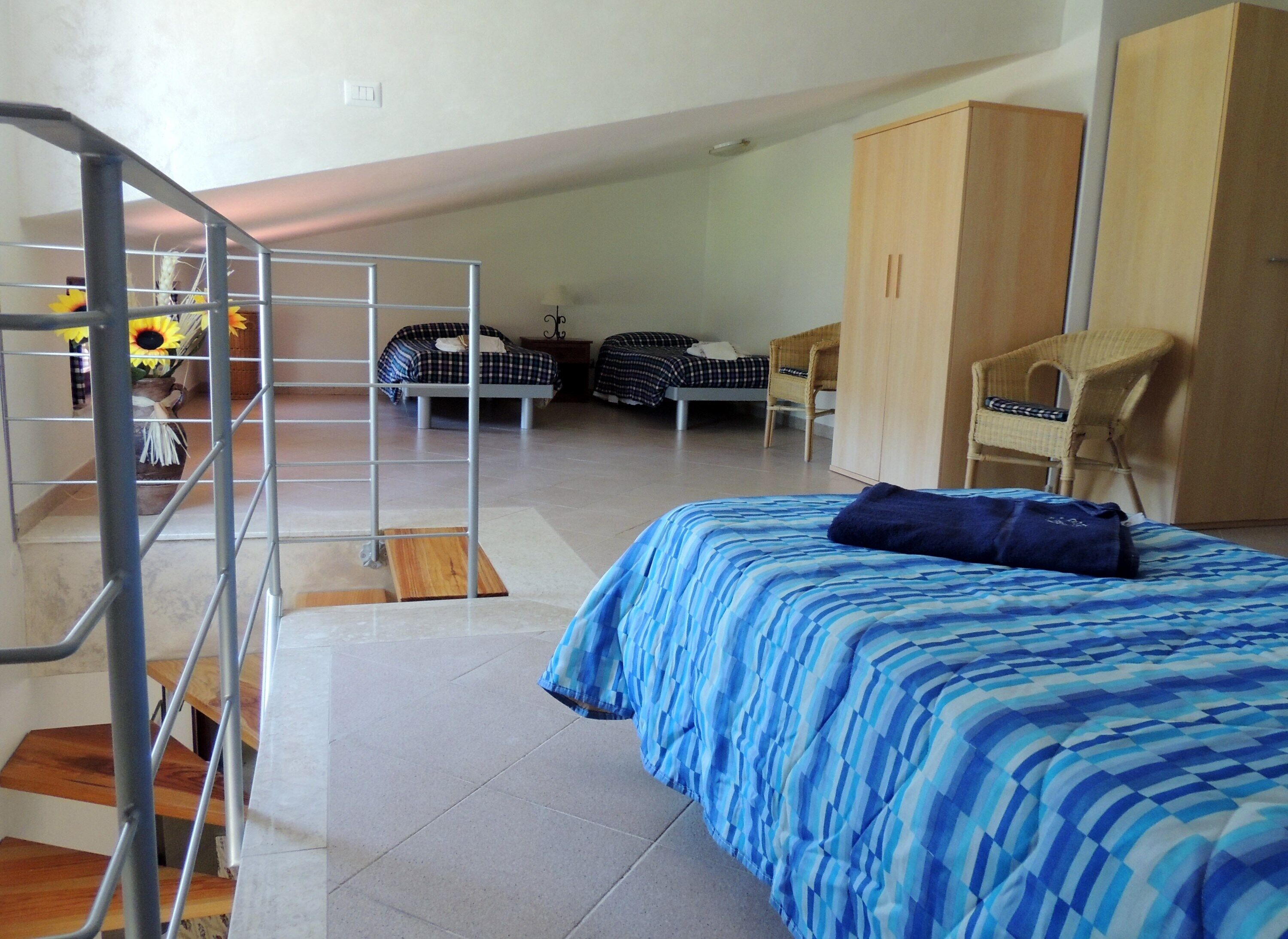 3 dormitorios, tabla de planchar con plancha, wifi gratis y ropa de cama