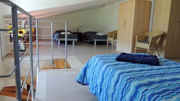 3 dormitorios, tabla de planchar con plancha, wifi gratis y ropa de cama