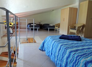 3 bedrooms, iron/ironing board, free WiFi, bed sheets - Villa Donzell, 14m private pool and Jacuzzi, Large Garden, Kids Play Area (alghero)