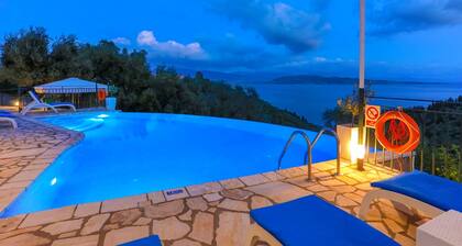 Villa Regina: Beautiful stone villa with panoramic sea views located above Agni Bay in Corfu