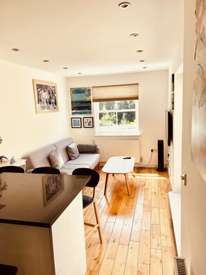 TV, books