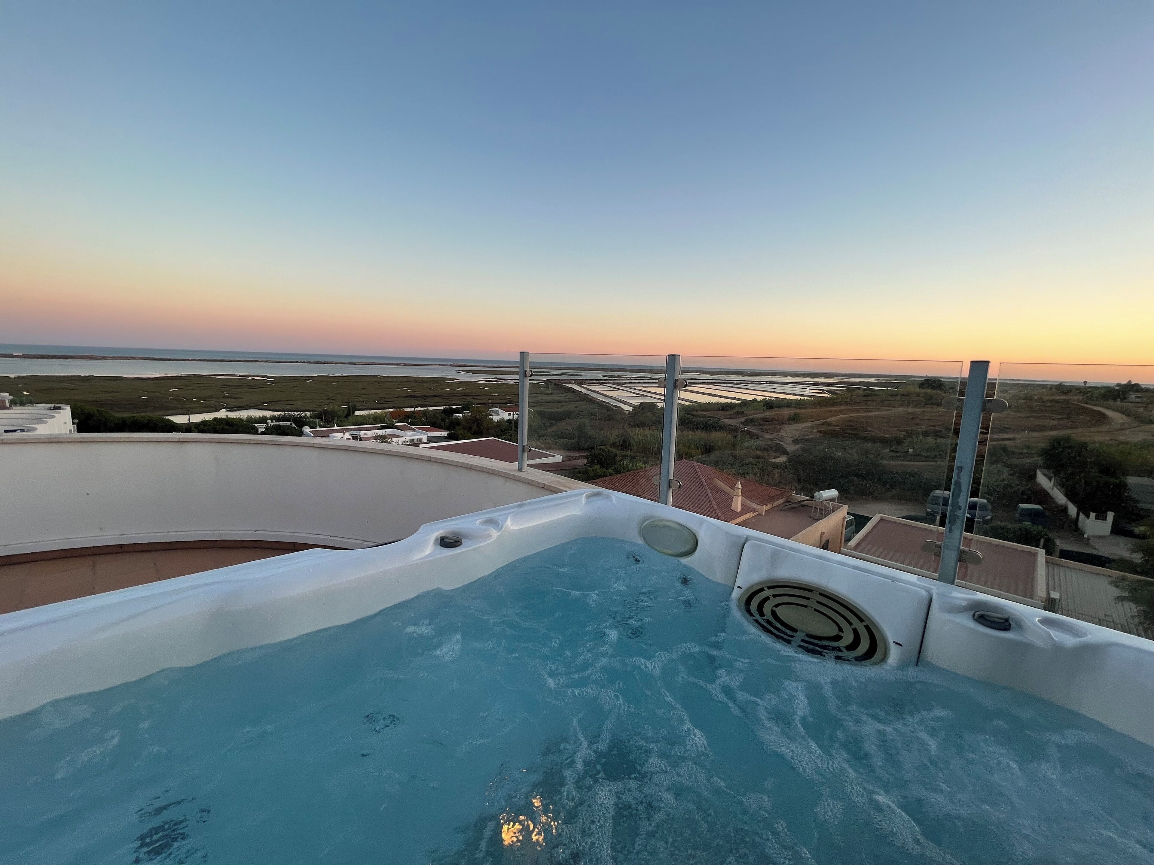 Bain à remous extérieur