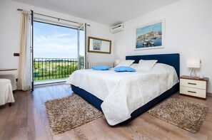 4 sovrum, strykjärn/strykbräda, gratis wi-fi och sängkläder