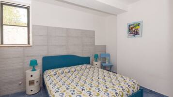 1 makuuhuone, silitysrauta/-lauta, vauvan matkasänky, Wi-Fi