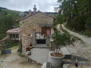 Property grounds - Charming LOFT with mezzanine, 3 stars. (SAINT JEAN CHAMBRE)