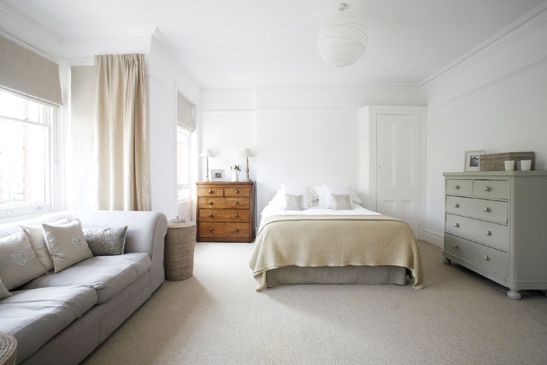 Immaculately Presented Family Friendly Detached London House (sleeps 10)