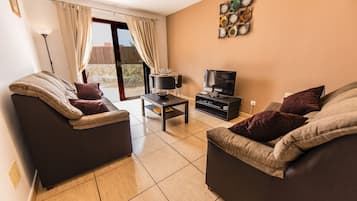 Smart TV, videojuegos, reproductor de DVD y libros