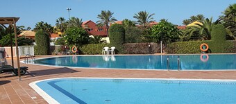 60sq.m Roof Solarium, 50sq.m Rear Terrace: BBQ, Fibre WiFi, TV (BBC, SKY sports)