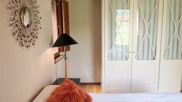 2 chambres, accĂšs Internet, draps fournis