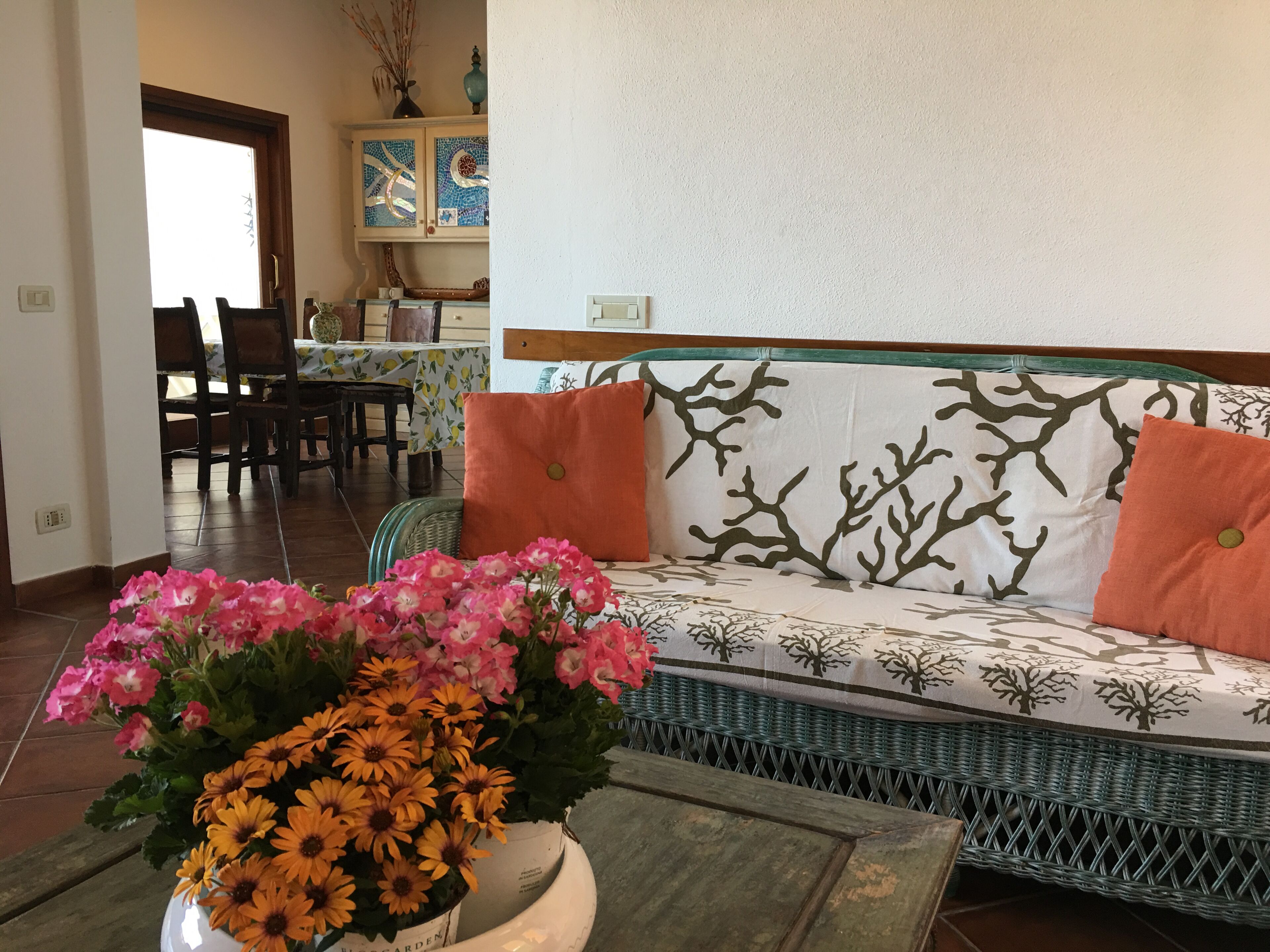 BELLISSIMA VILLETTA .  PANORAMA FANTASTICO . ATMOSFERA DA SOGNO .