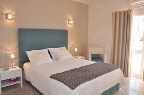 3 bedrooms, iron/ironing board, free WiFi, bed sheets - Luxury Villa with private salt water pool, near beach, golf courses. Free Wi-Fi (CABANAS DE TAVIRA)