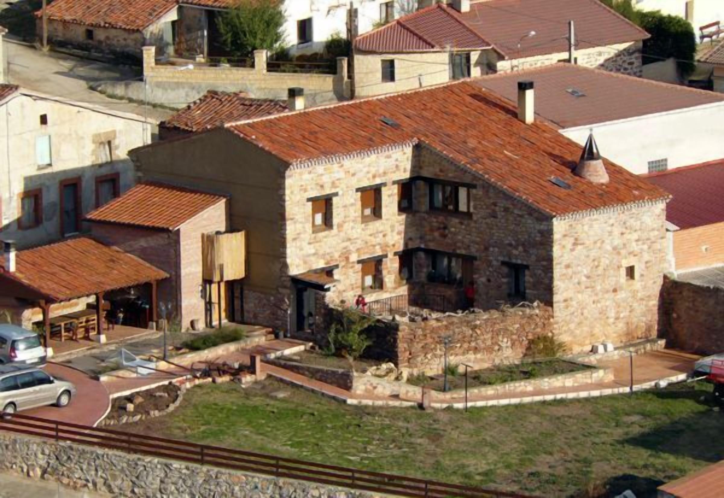 Rural house (full rental) on a plot of more than 1000m2, up to 10 people