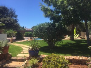 Property grounds - Calm, serene, secluded, stunning gardens, pool close to beach and all amenities  (Binibequer)