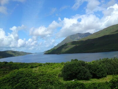 Secluded Cottage on 2 acres near Galway sleeps 5