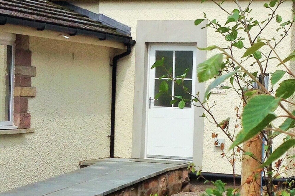 Spacious two bedroom single storey self catering accommodation. Rural setting.