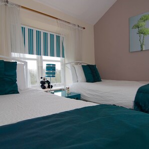 6 bedrooms, iron/ironing board, travel cot, free WiFi