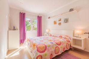 2 bedrooms, in-room safe, iron/ironing board, travel crib