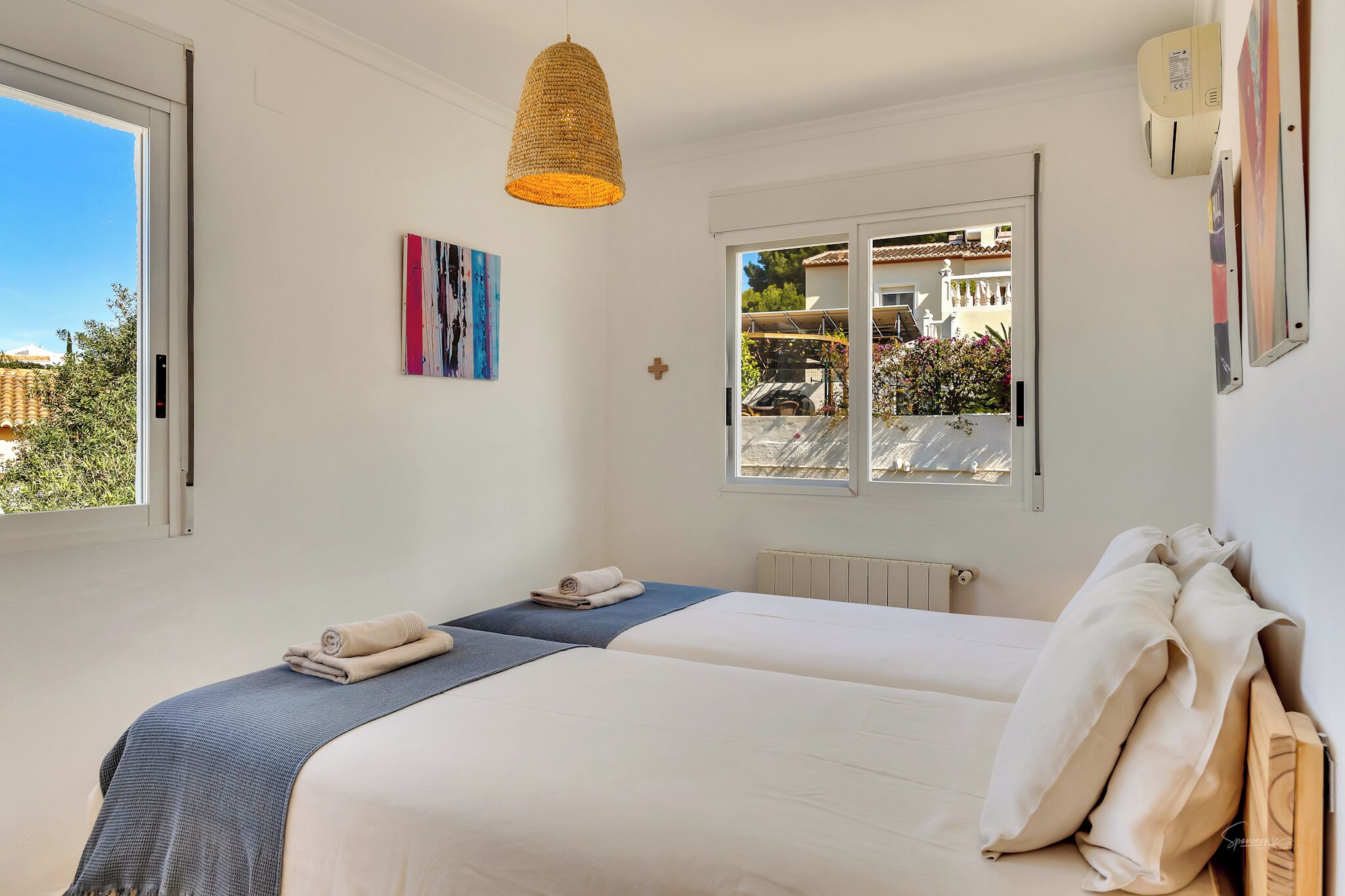 Second floor bedroom with 2 single beds (or one queen size bed)