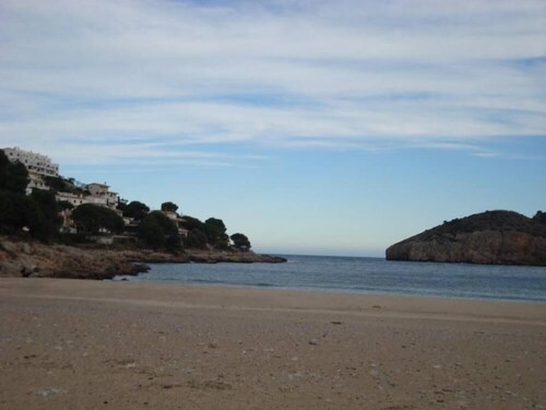 Villa Gemini: 4 bedrooms, 2 bathrooms, garden, swimming pool, pets allowed