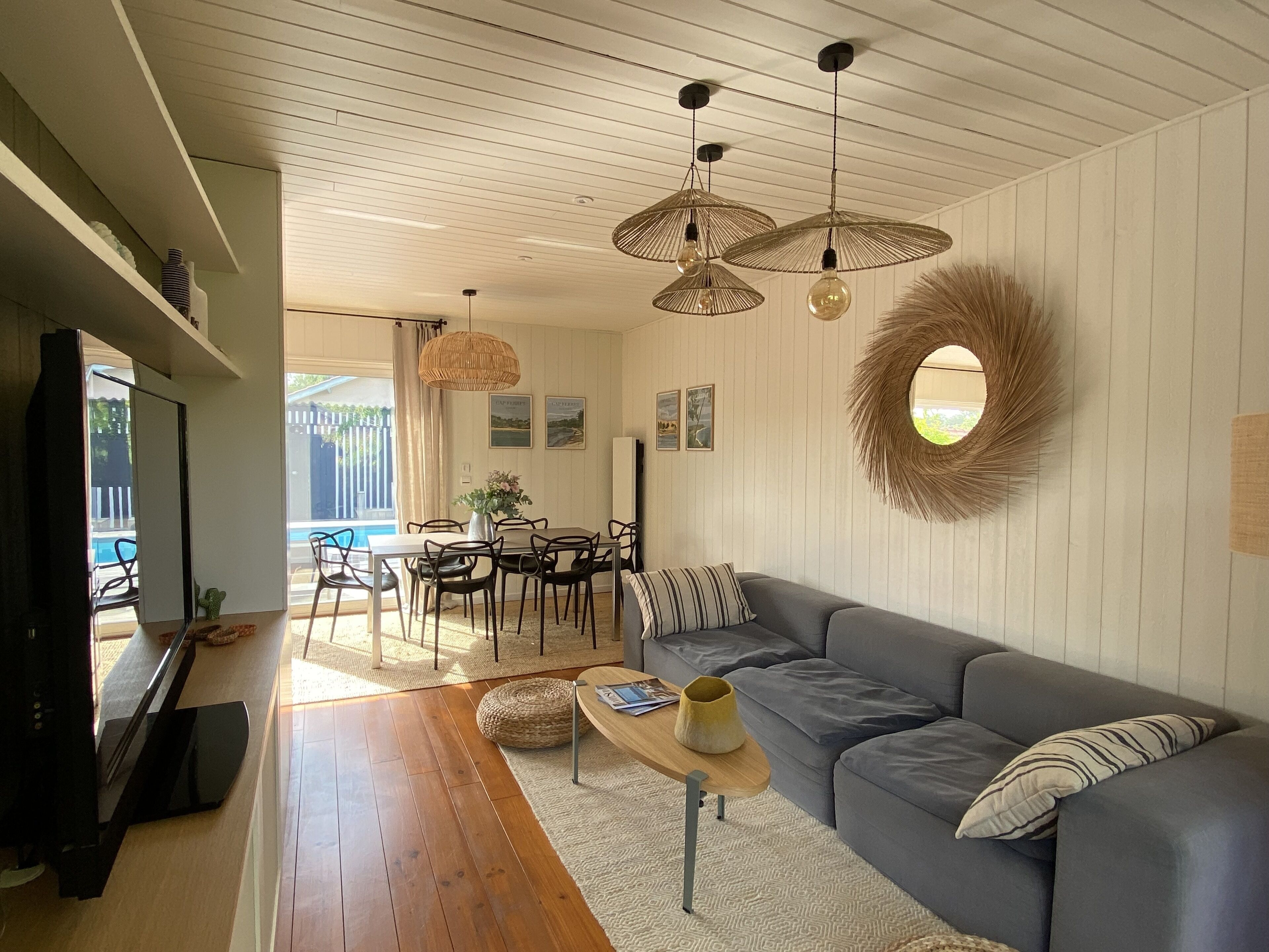 Pleasant wooden house with character, design decoration and swimming pool