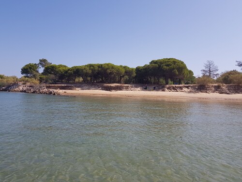 Spacious apartment in historical centre of Tavira with views of river & WiFi 