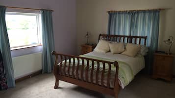 2 bedrooms, iron/ironing board, travel crib, bed sheets