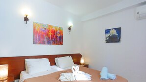 1 室のベッドルーム、アイロン / アイロン台、WiFi (無料)、ベッドシーツ