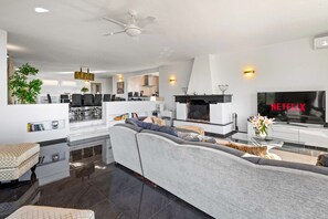 TV, fireplace, DVD player