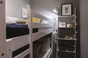 2 bedrooms, iron/ironing board, travel crib, WiFi - Family Getaway with Pool in Southern Crete (Lagkada)