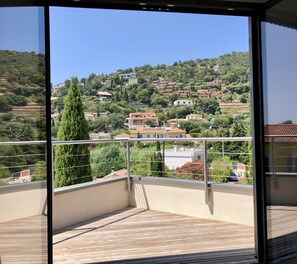 Interior - New apartment at 200 m Beach La Fossette -View Sea from all rooms (Le Lavandou)