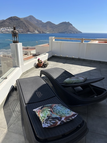 San José, quiet and large terrace at 100m beach