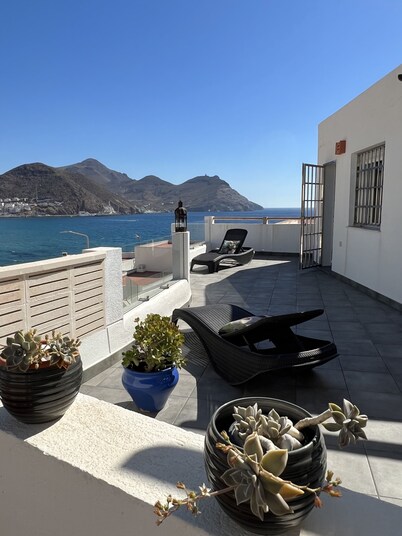 San José, quiet and large terrace at 100m beach