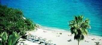 Detached House near beach in Mountains Private pool/garden short walk to Torrox 