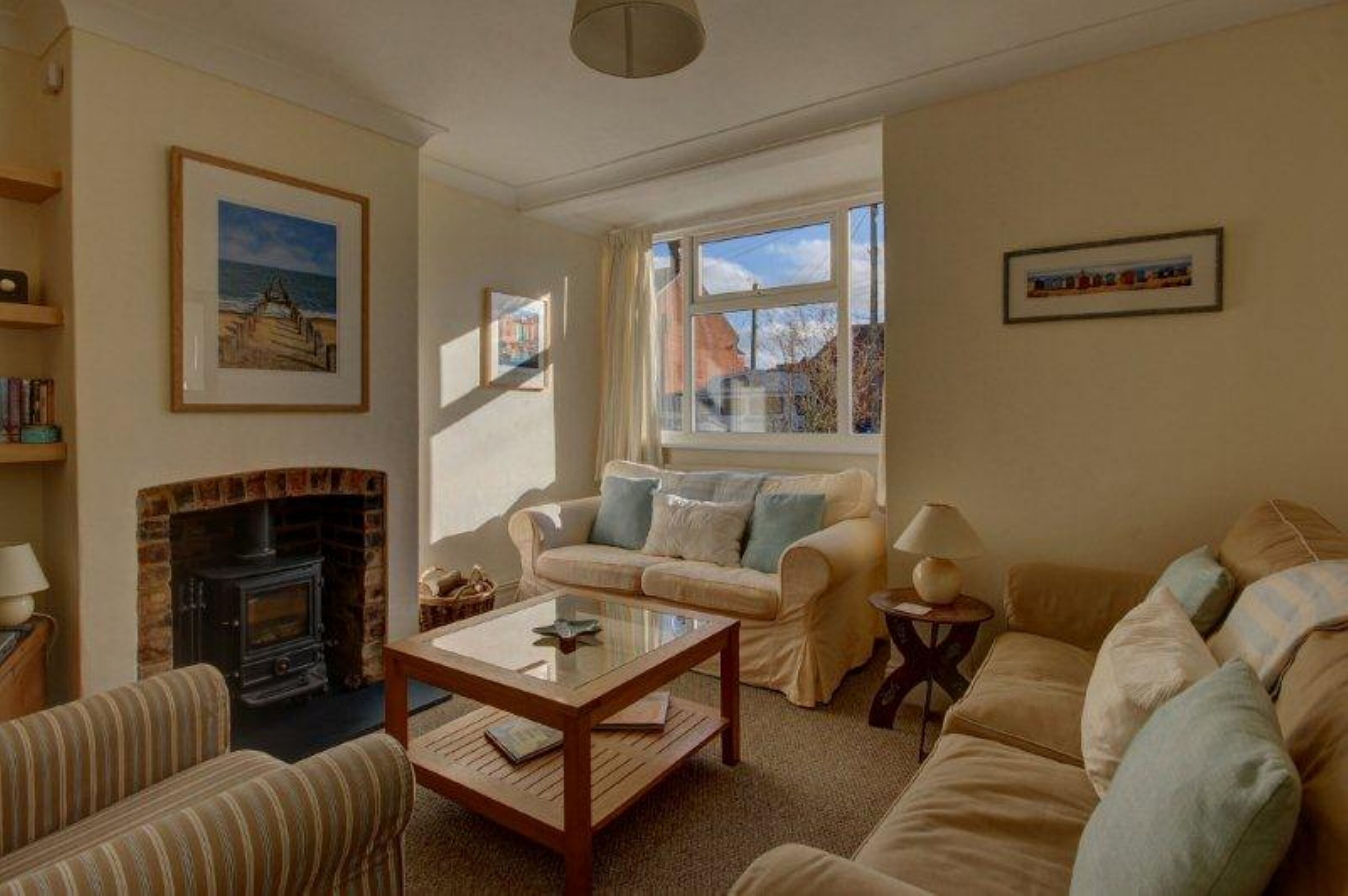 リビング エリア