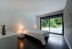5 Schlafzimmer, Bügeleisen/Bügelbrett, Reisekinderbett, kostenloses WLAN